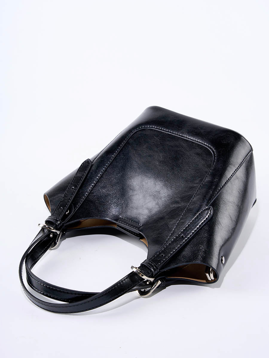 Classic Commuter Bucket Bag
