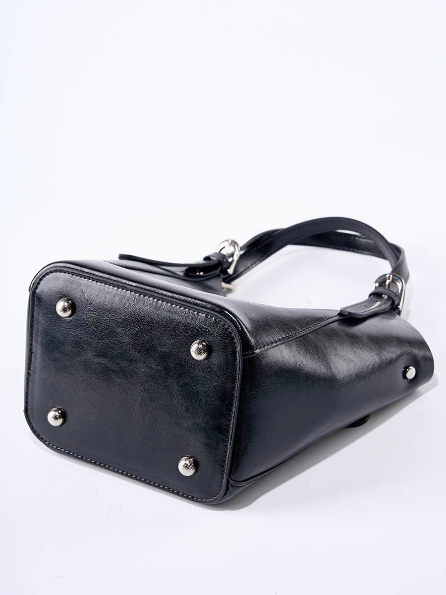 Classic Commuter Bucket Bag