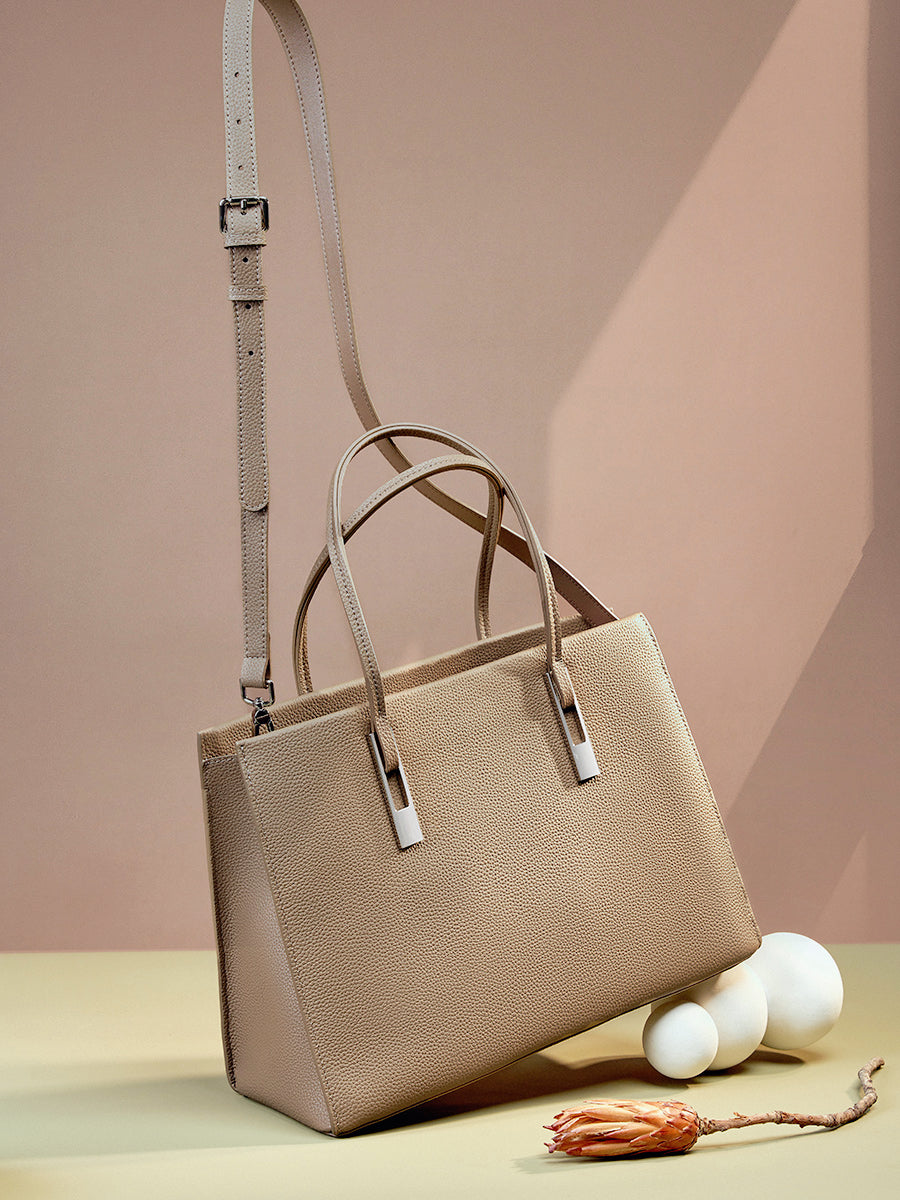 Simple Large Capacity Tote Bag