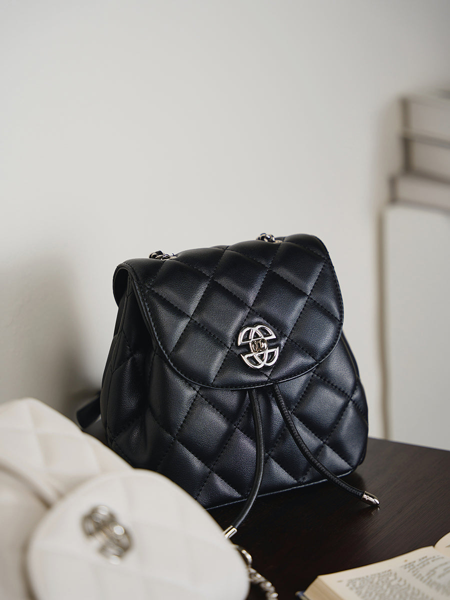 Diamond Pattern Chain Small Backpack